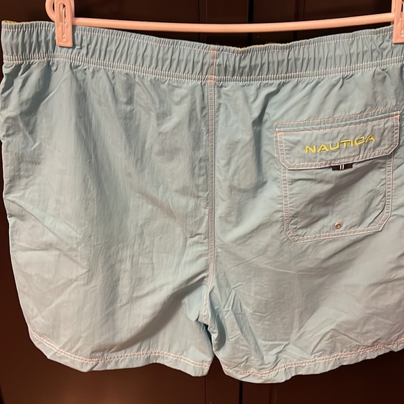 Nautica mens swim trunks with lining. Teal colour with white stitching. Size xxl - Picture 2 of 8